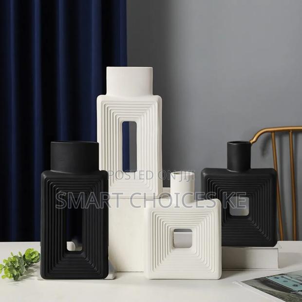 Resin Square Decorative Vase Set - thumbnail 2