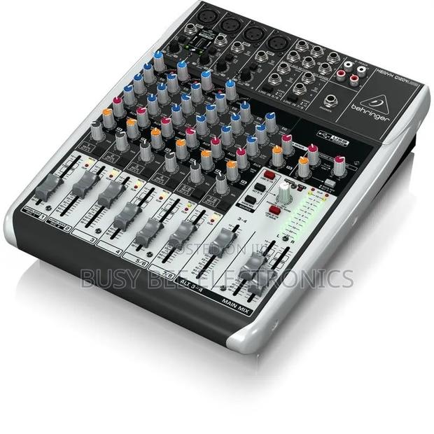 Behringer Q1204usb Premium 12-Input 2/2-Bus Mixer