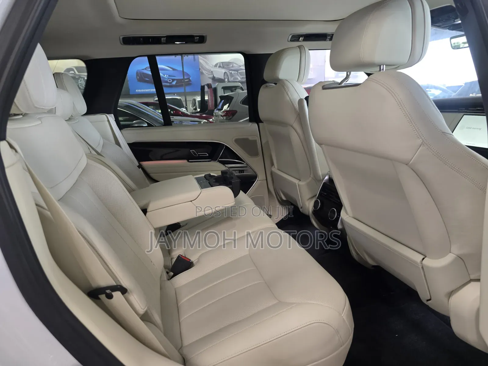 Land Rover Range Rover Vogue 2024 White