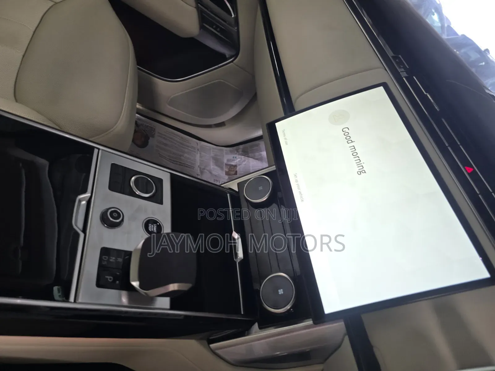 Land Rover Range Rover Vogue 2024 White