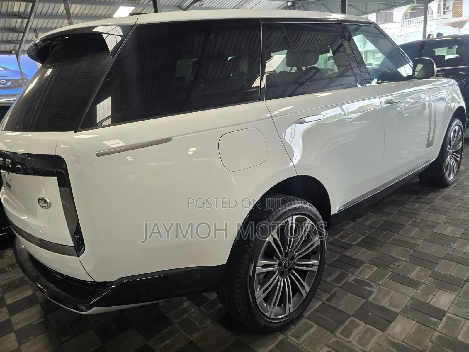 Land Rover Range Rover Vogue 2024 White