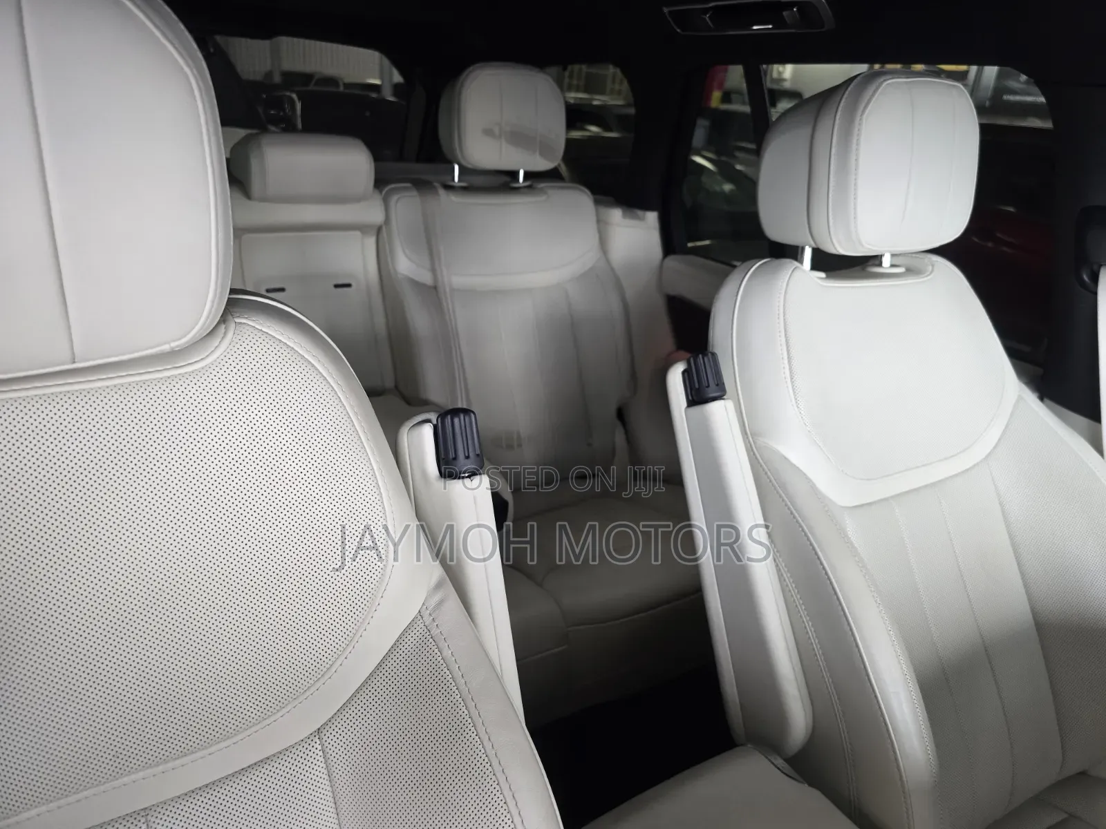Land Rover Range Rover Vogue 2023 Blue