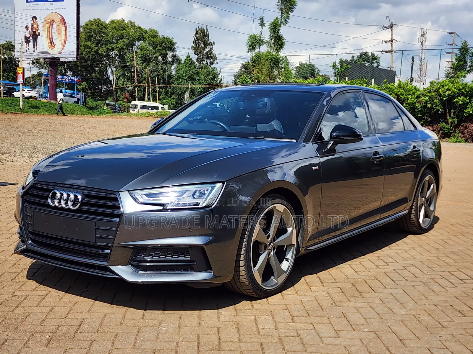 Audi A4 2.0T ultra Premium FWD 2018 Gray