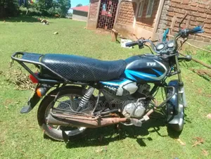 TVS HLX 125 2019 Black
