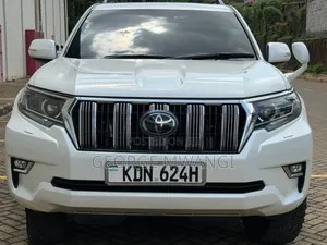 Toyota Land Cruiser Prado 2018 White