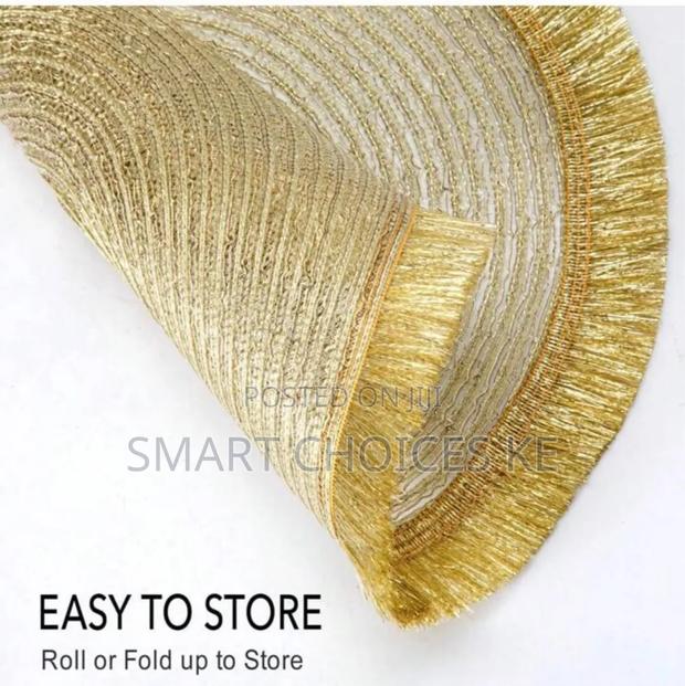 High Quality Round Shimmery Gold Placemats/Tablemats - thumbnail 3
