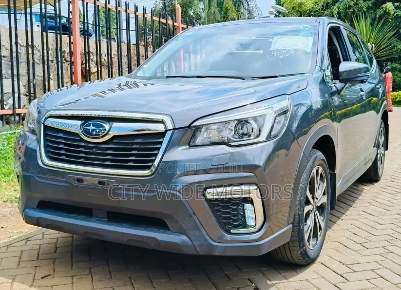 Subaru Forester 2020 Gray