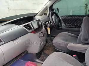 Toyota Noah 2007 Blue