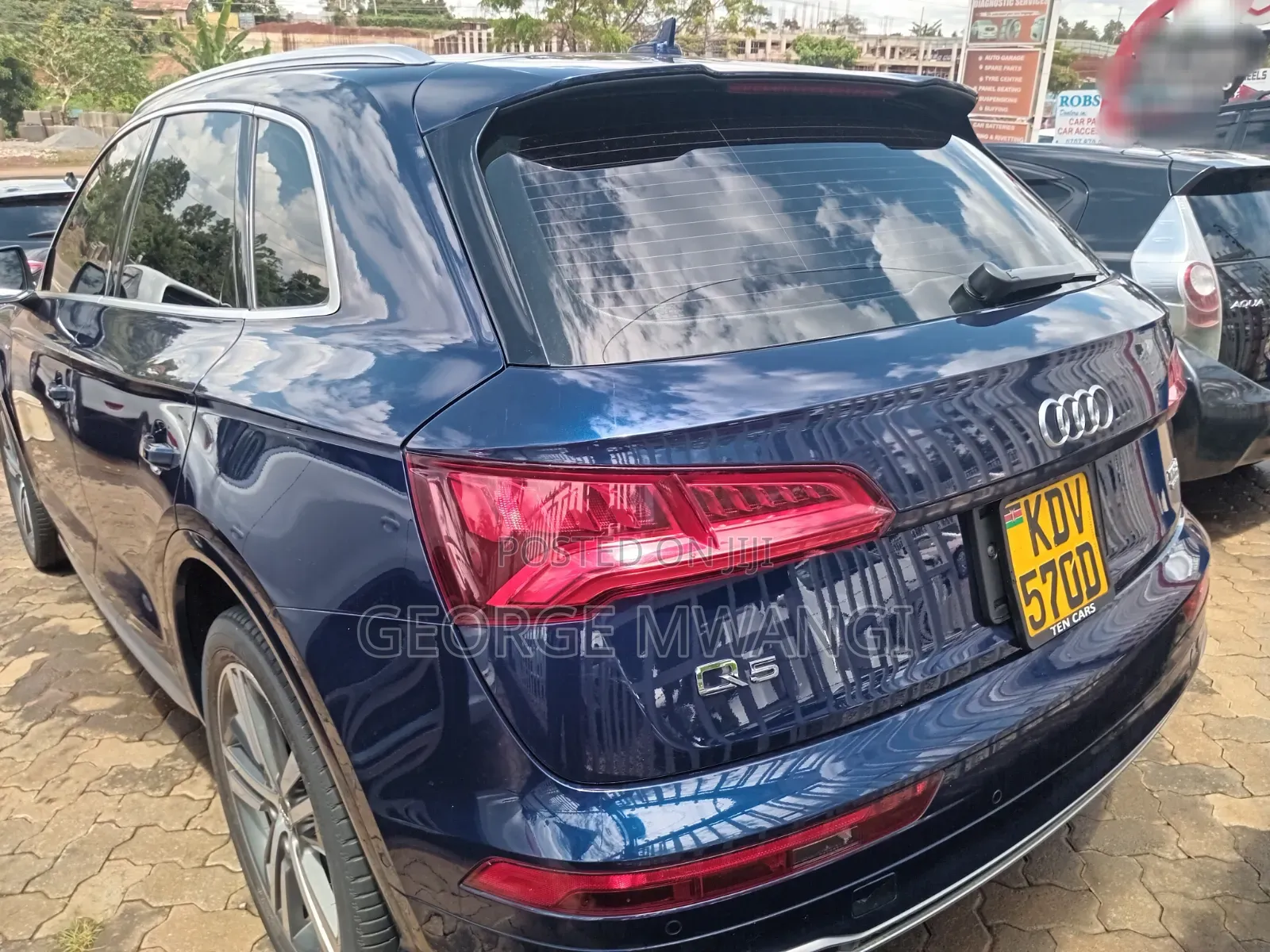 Audi Q5 2018 Blue