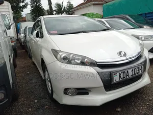 Toyota Wish 2013 White