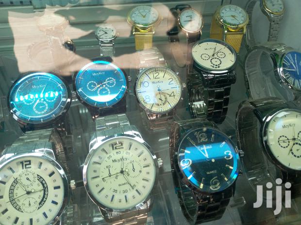 Genuine Luxury Men Steel Handwatch - main view