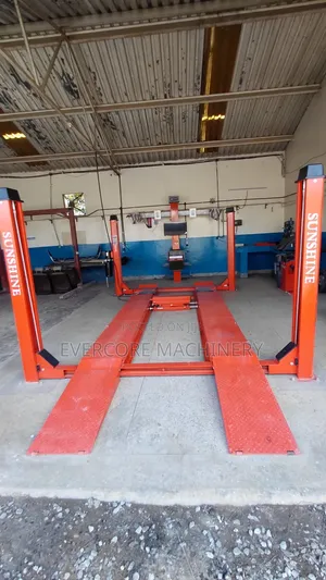Wheel Alignment Machine Set With 4 Tonnes Carlift Machine.