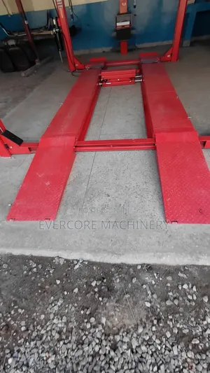 Wheel Alignment Machine Set With 4 Tonnes Carlift Machine.