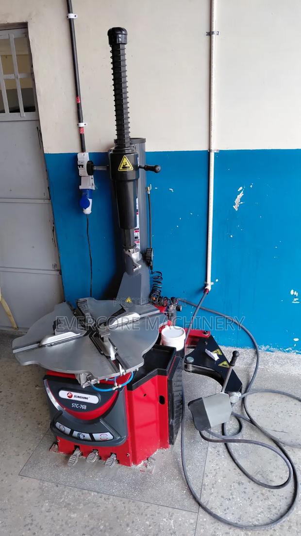 Automatic 28inch Sunshine Italy Tyre Remover/Changing Machine.