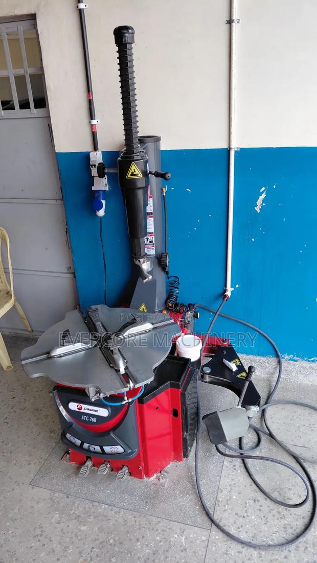 Automatic 28inch Sunshine Italy Tyre Remover/Changing Machine. - thumbnail 2