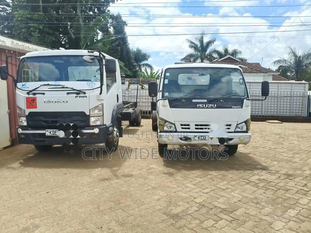 Isuzu NPR 2019 - thumbnail 6