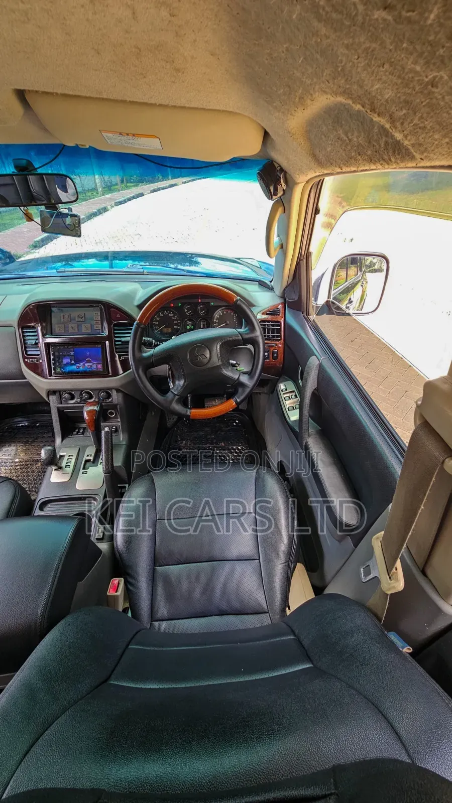 Mitsubishi Pajero 2004 Black