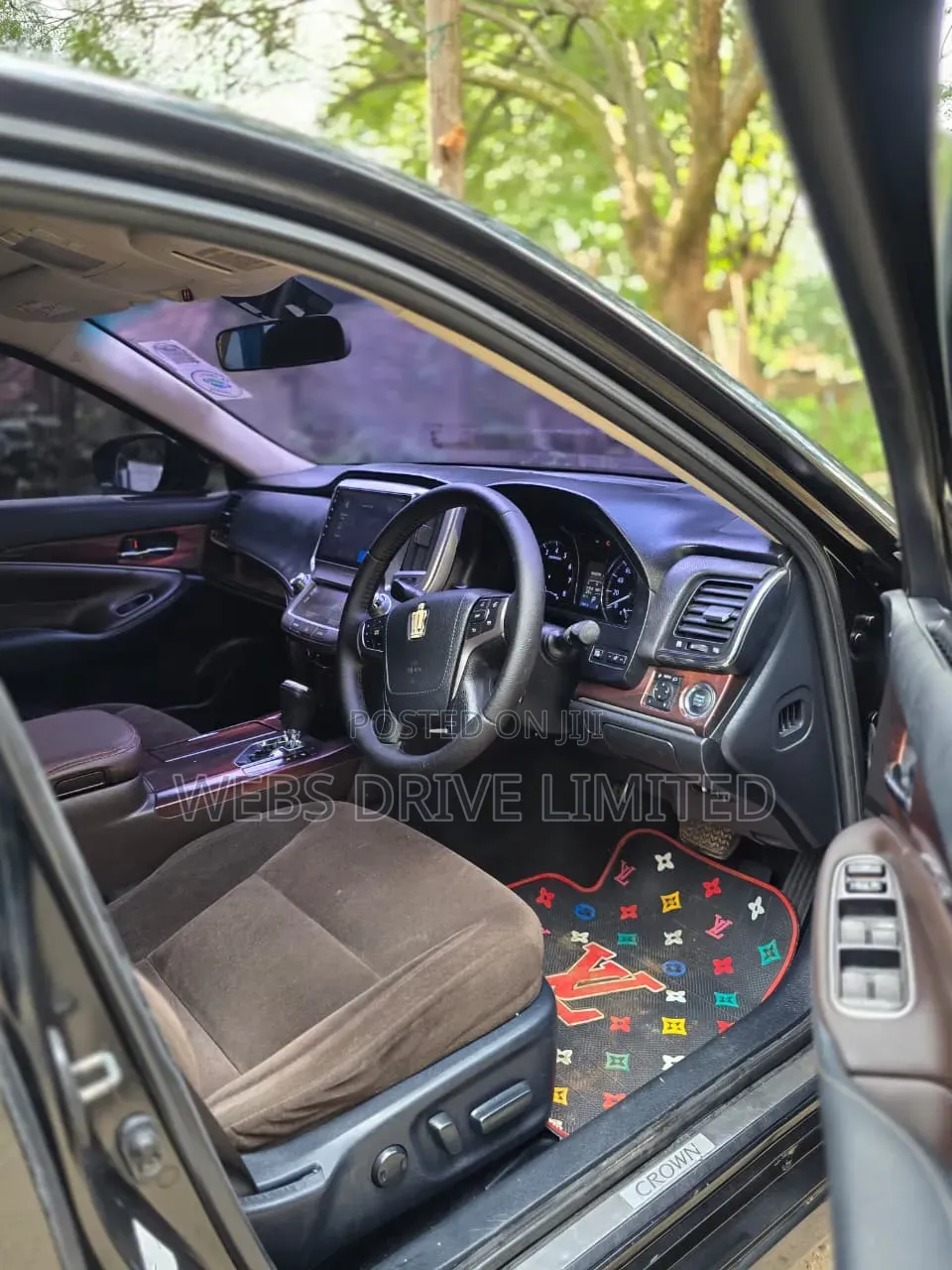 Toyota Crown 2015 White
