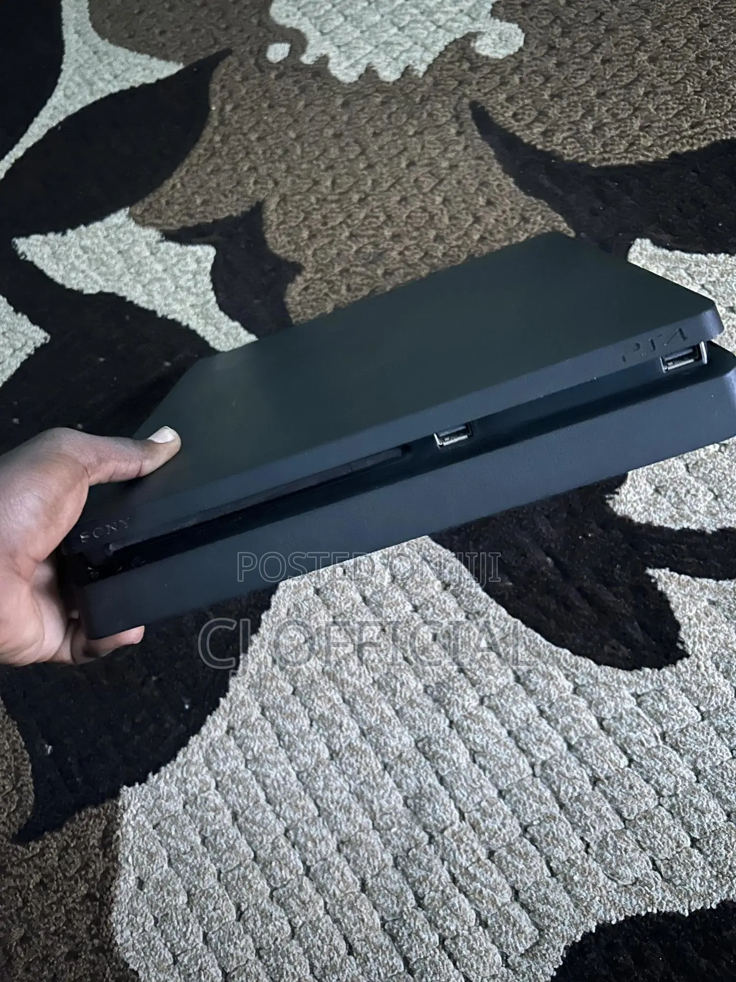 Ps4 With 2 Controllers
