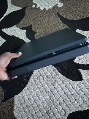 Ps4 With 2 Controllers