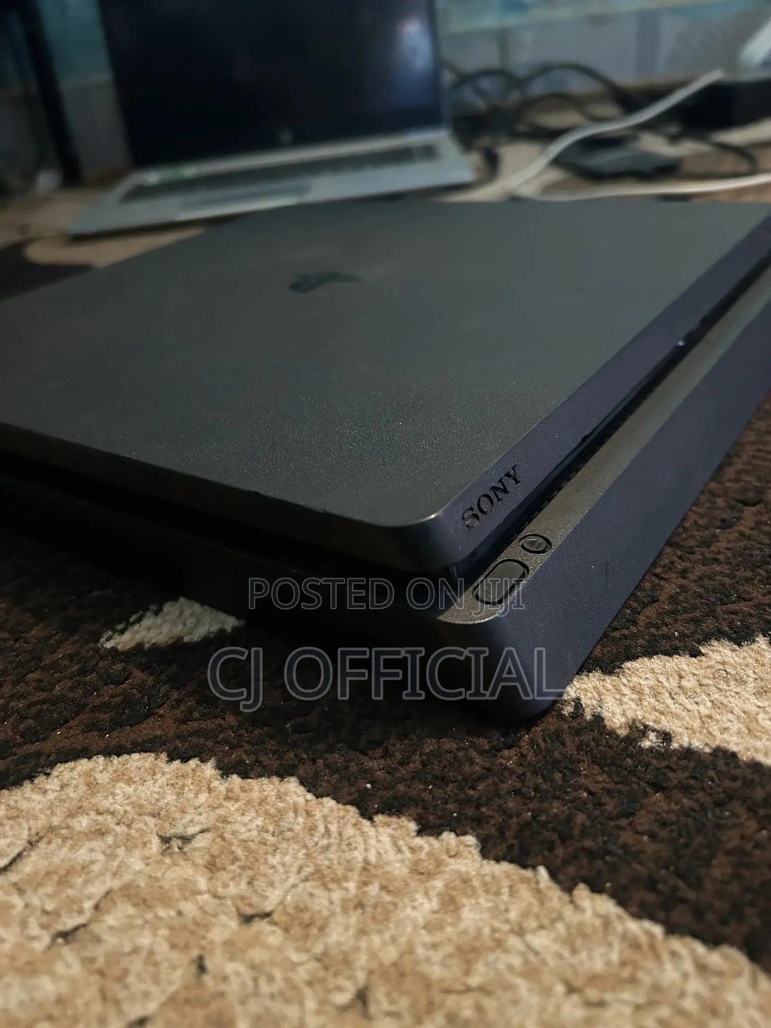 Ps4 With 2 Controllers