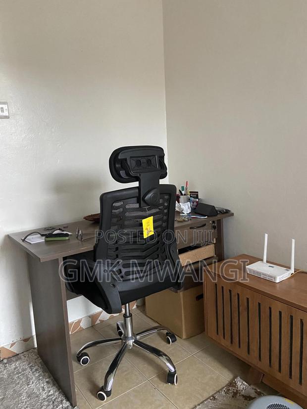 Office Table Orthopedic Office Chair - thumbnail 2