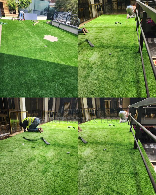 Artificial Green Turf for New Floor Renovation