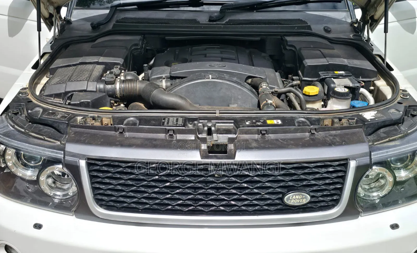 Land Rover Range Rover Sport 2012 White