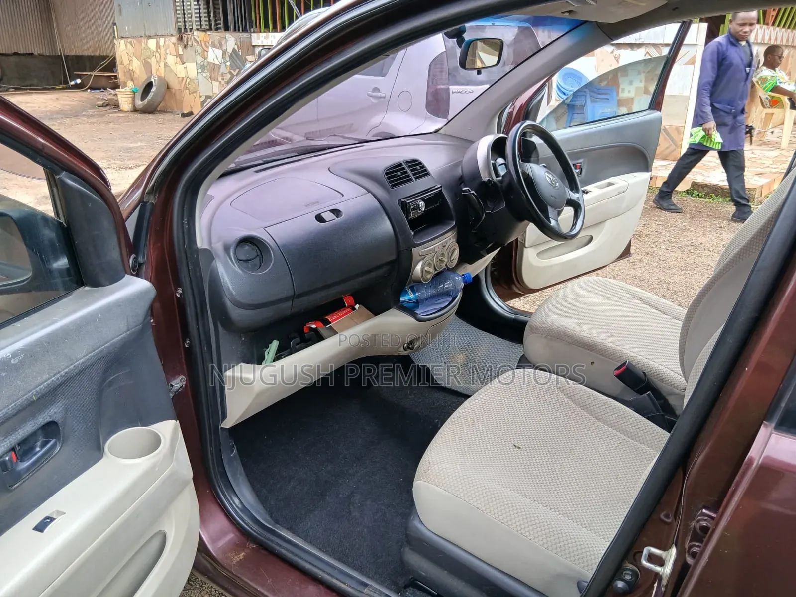 Toyota Passo 2010 Brown