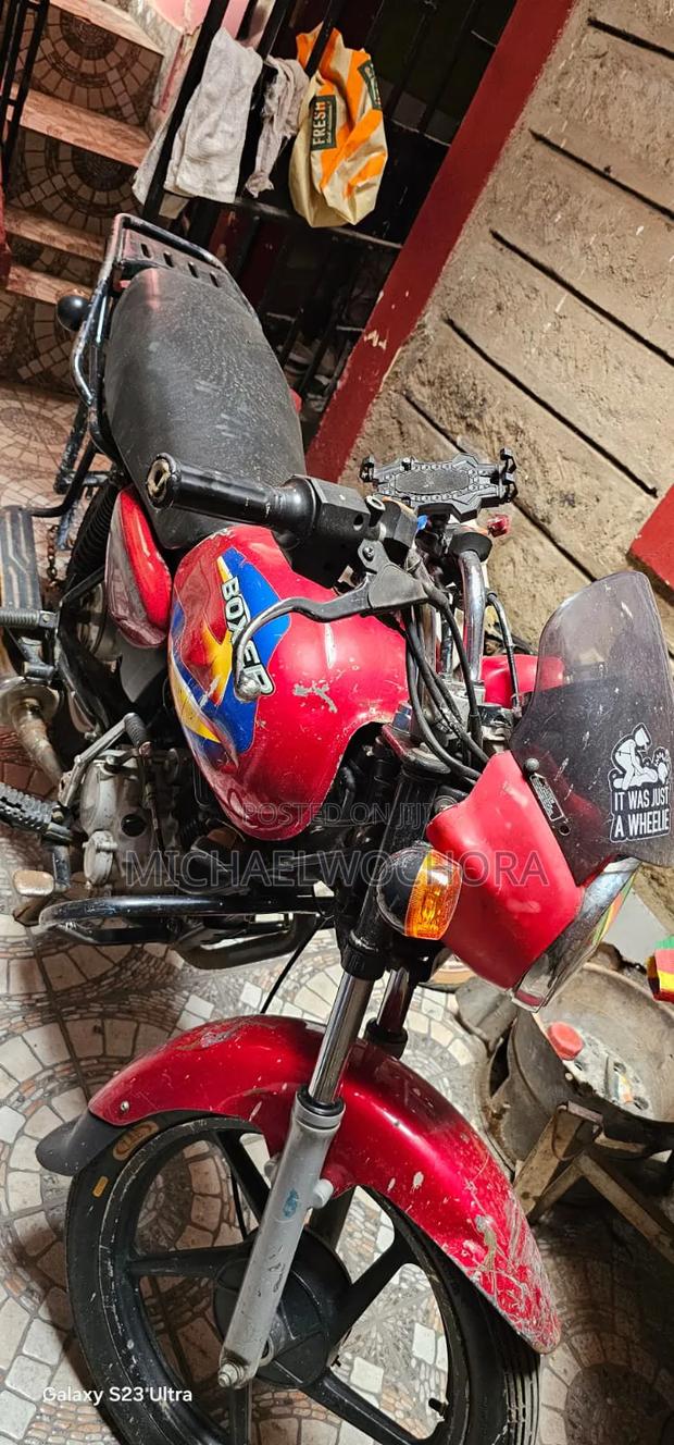 Bajaj Boxer 125 2022 Red - thumbnail 3