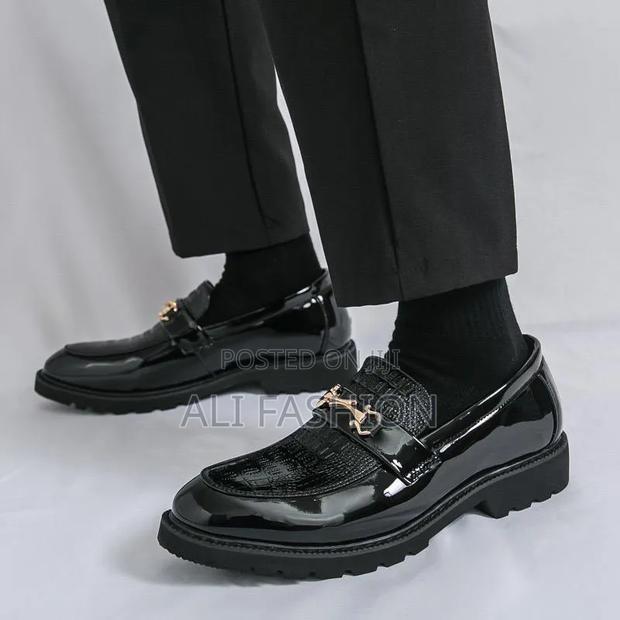 *Wetlook Casuals* Black and Black White
