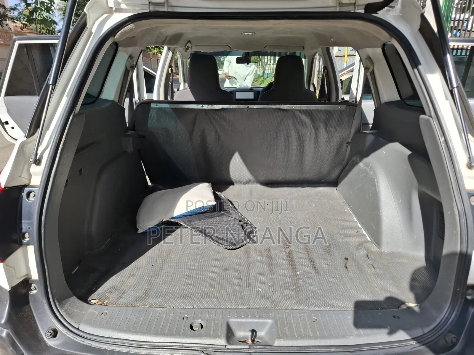 Nissan Advan 2014 White
