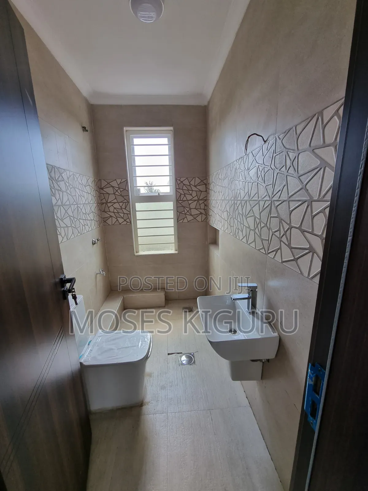 4bdrm Maisonette in Mugutha Estate, Kimbo for sale
