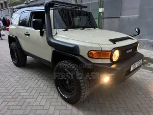 Toyota FJ Cruiser 2017 Beige