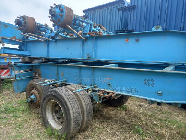 Short Trailers With Double Tyres for Empties