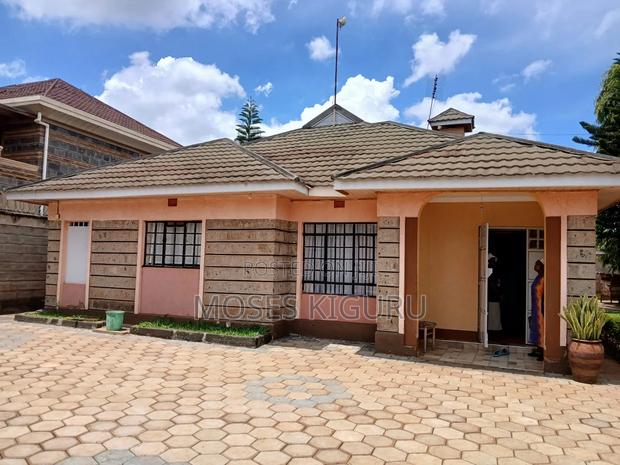 5bdrm Bungalow in Toll Estate, Kimbo for rent