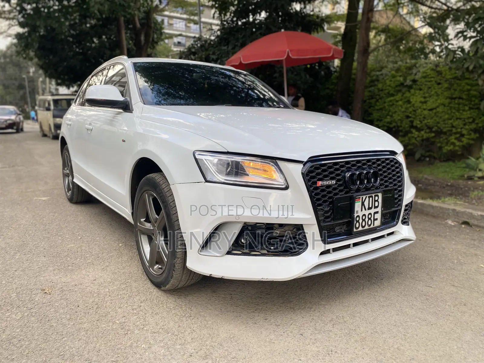 Audi Q3 2013 Pearl