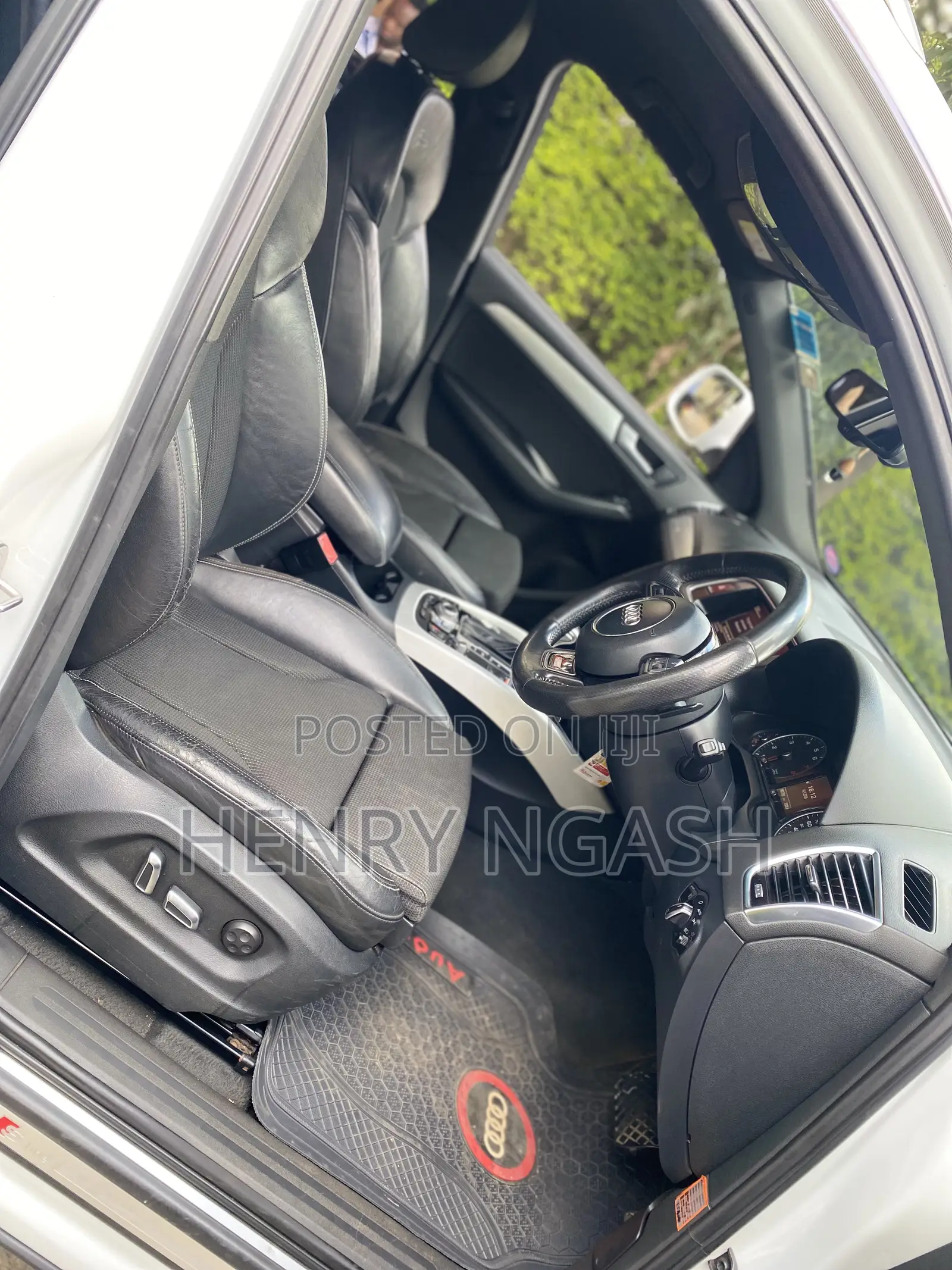 Audi Q3 2013 Pearl