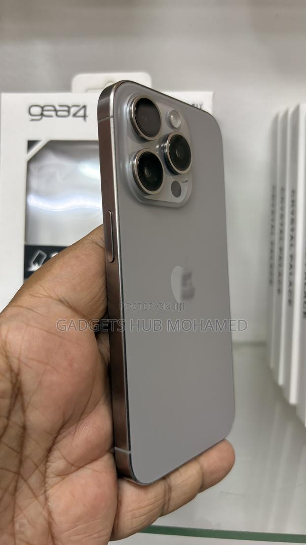 Apple iPhone 15 Pro 128 GB - thumbnail 2