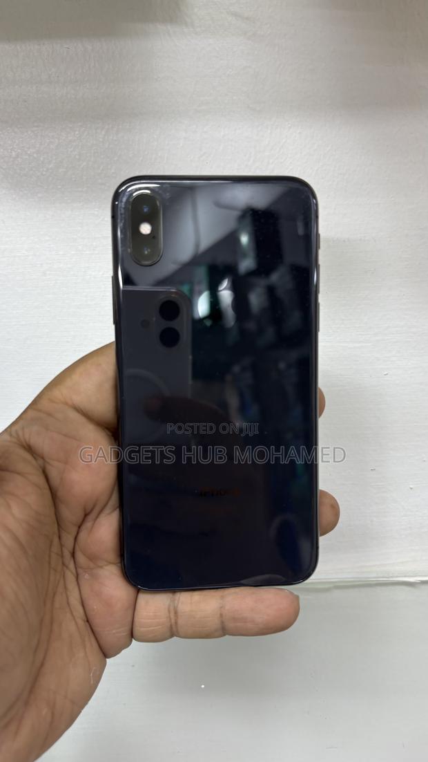 Apple iPhone X 64 GB Black