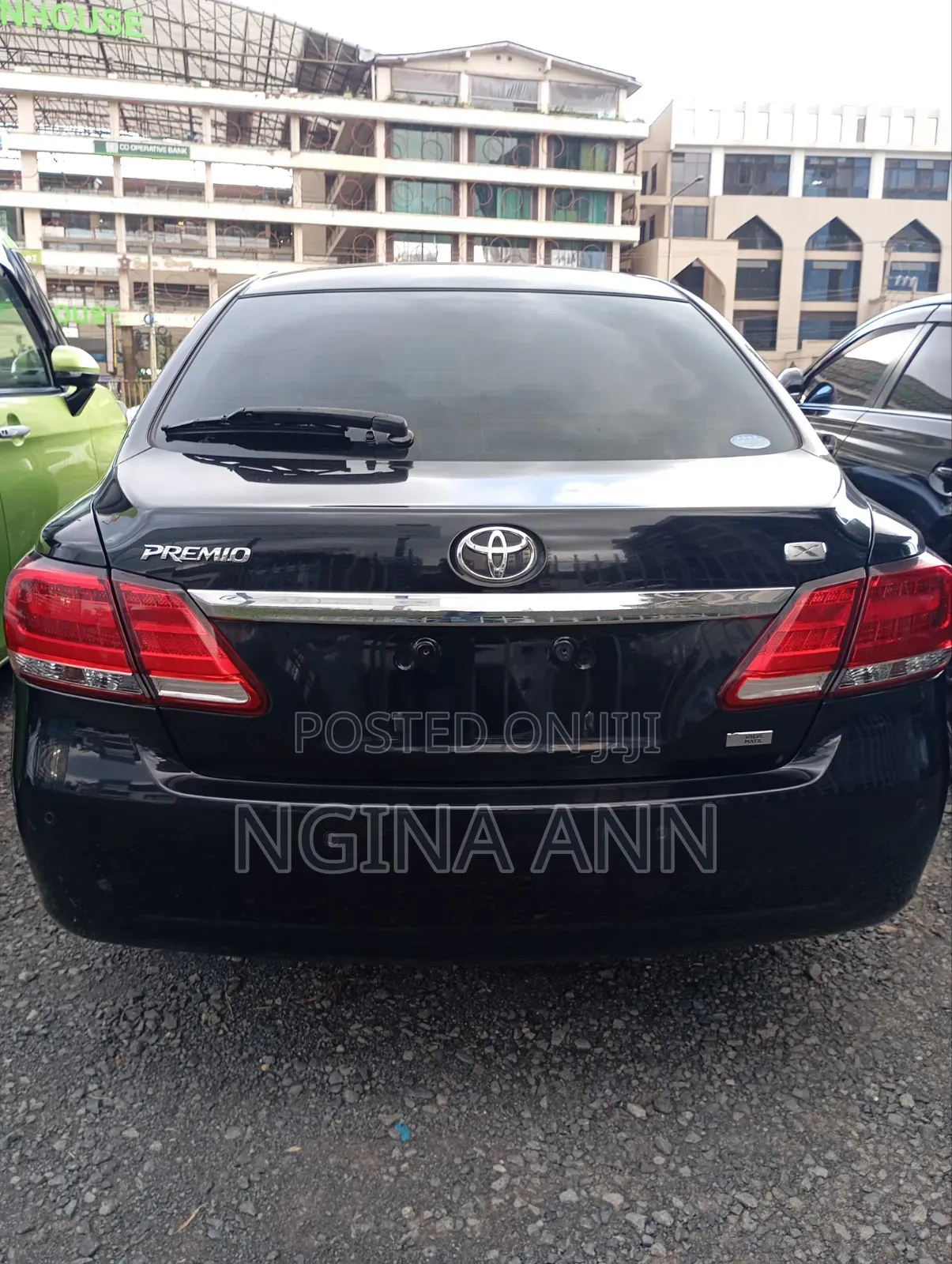 Toyota Premio 2018 Black
