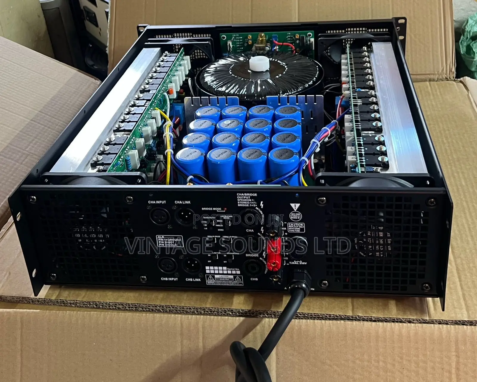 Crest Audio Ca12 Heavy Bass Mid Amplifier(5,600w RMS / 112v Max)