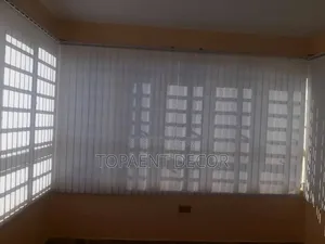 Half Room Window Coverage With Vertical Office Window Blinds