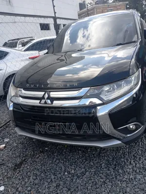 Mitsubishi Outlander 2015 Black