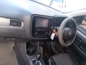 Mitsubishi Outlander 2015 Black