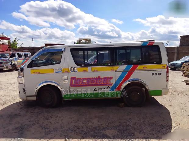 Toyota HiAce 2014 White - thumbnail 6