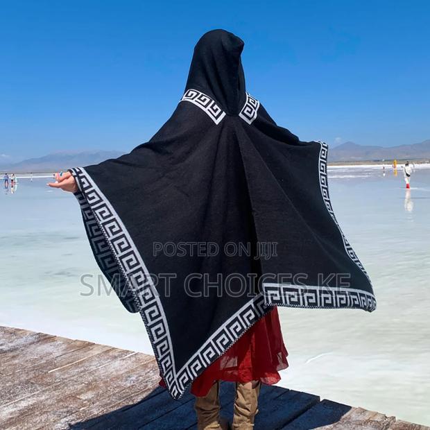 Women's Hooded Wrap Shawl/Poncho - thumbnail 4