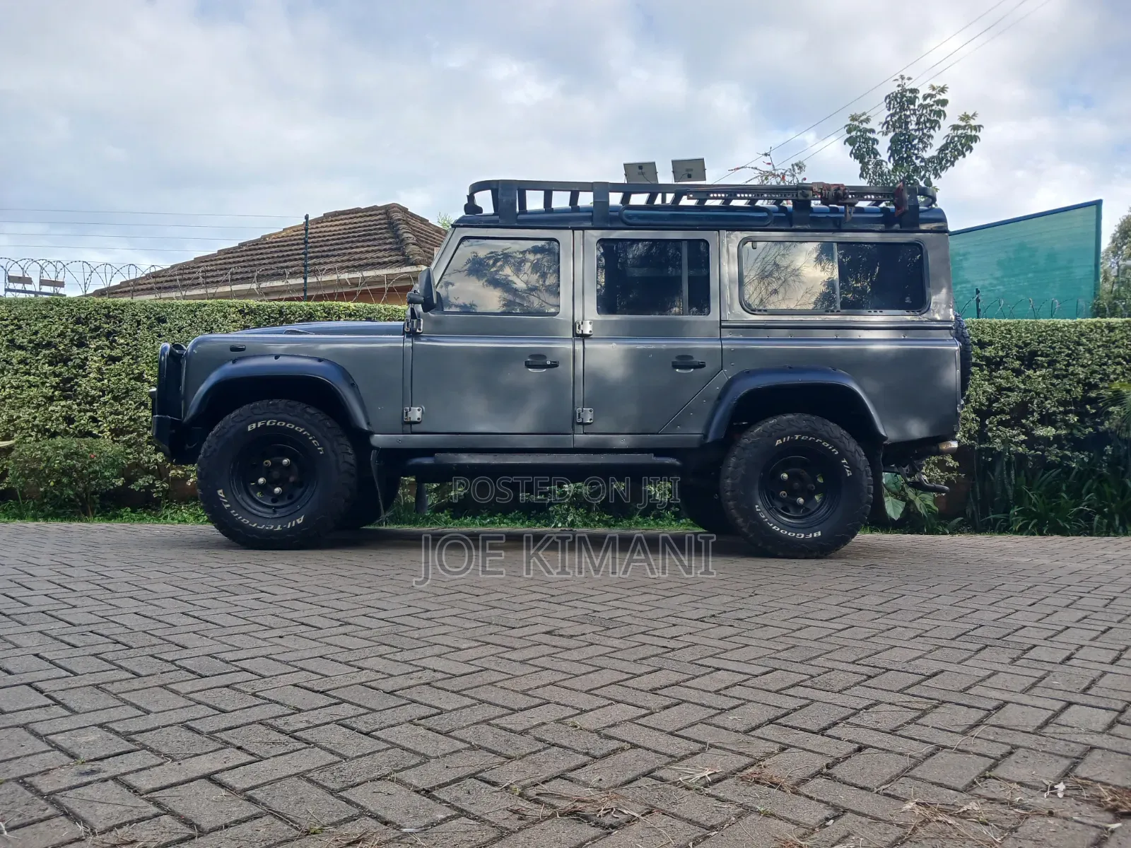 Land Rover Defender Base 4x4 1993 Gray