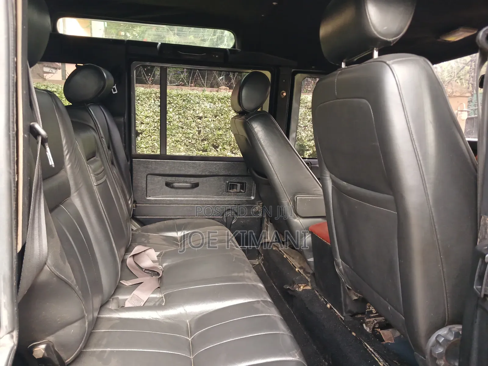 Land Rover Defender Base 4x4 1993 Gray