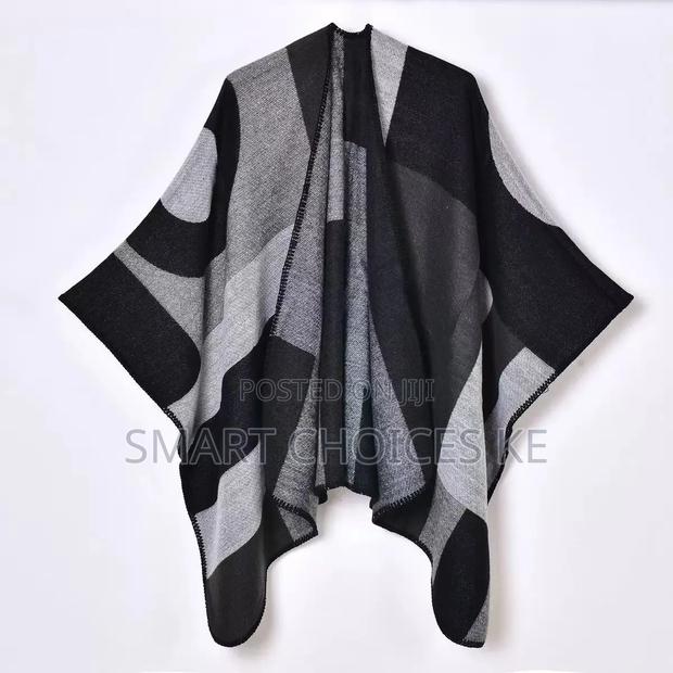 Women's Geometric Wrap Shawl/Poncho